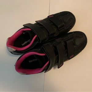 Tommaso Cycling Cleats/Shoes 8.5 women’s
